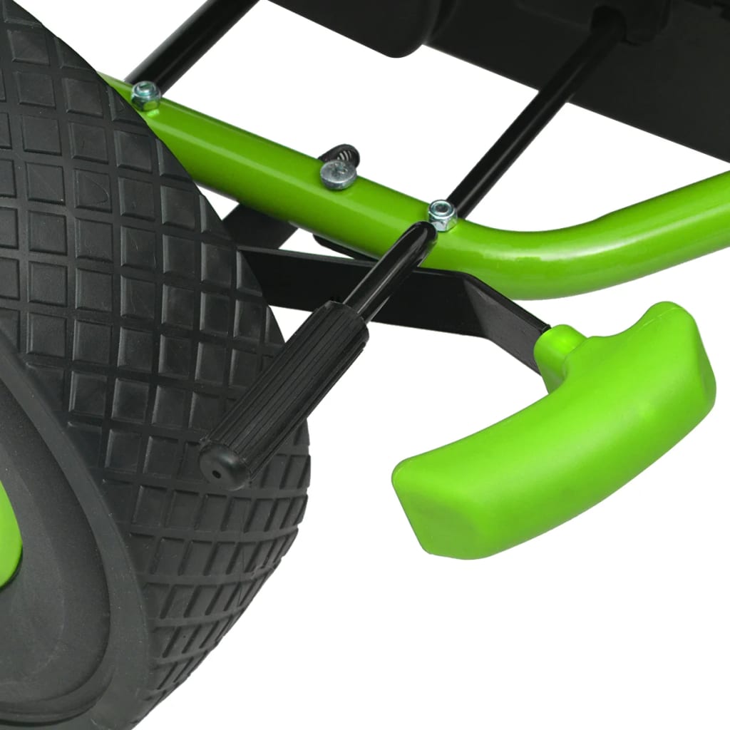 Skelter met pedalen en verstelbare zitting groen is nu te koop bij PeponiXL, paradijselijk wonen!