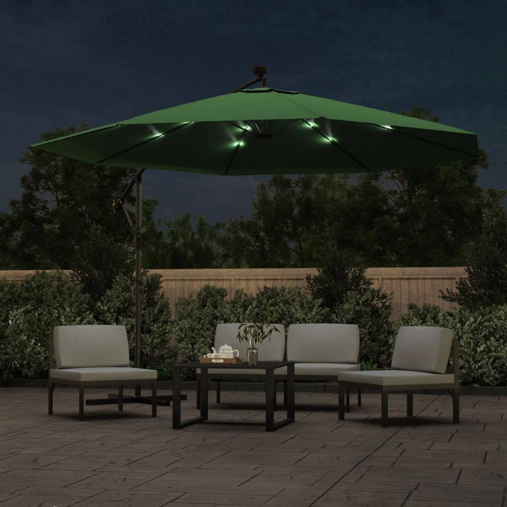 Zweefparasol met LED-verlichting en metalen paal 350 cm groen is nu te koop bij PeponiXL, paradijselijk wonen!