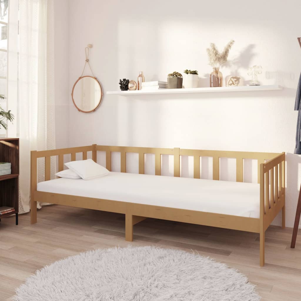 Slaapbank met matras massief grenenhout honingbruin 90x200 cm is nu te koop bij PeponiXL, paradijselijk wonen!