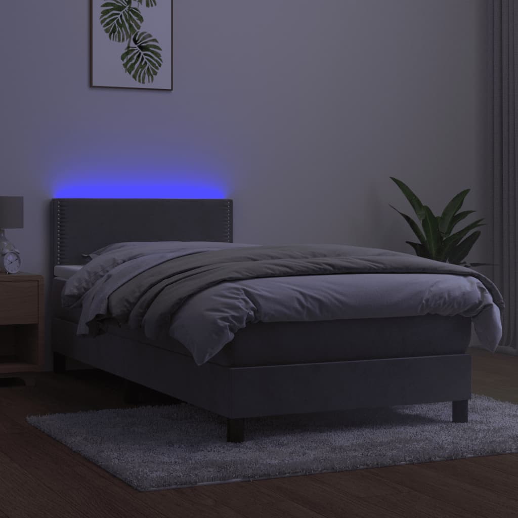 Boxspring met matras en LED fluweel lichtgrijs 90x200 cm is nu te koop bij PeponiXL, paradijselijk wonen!