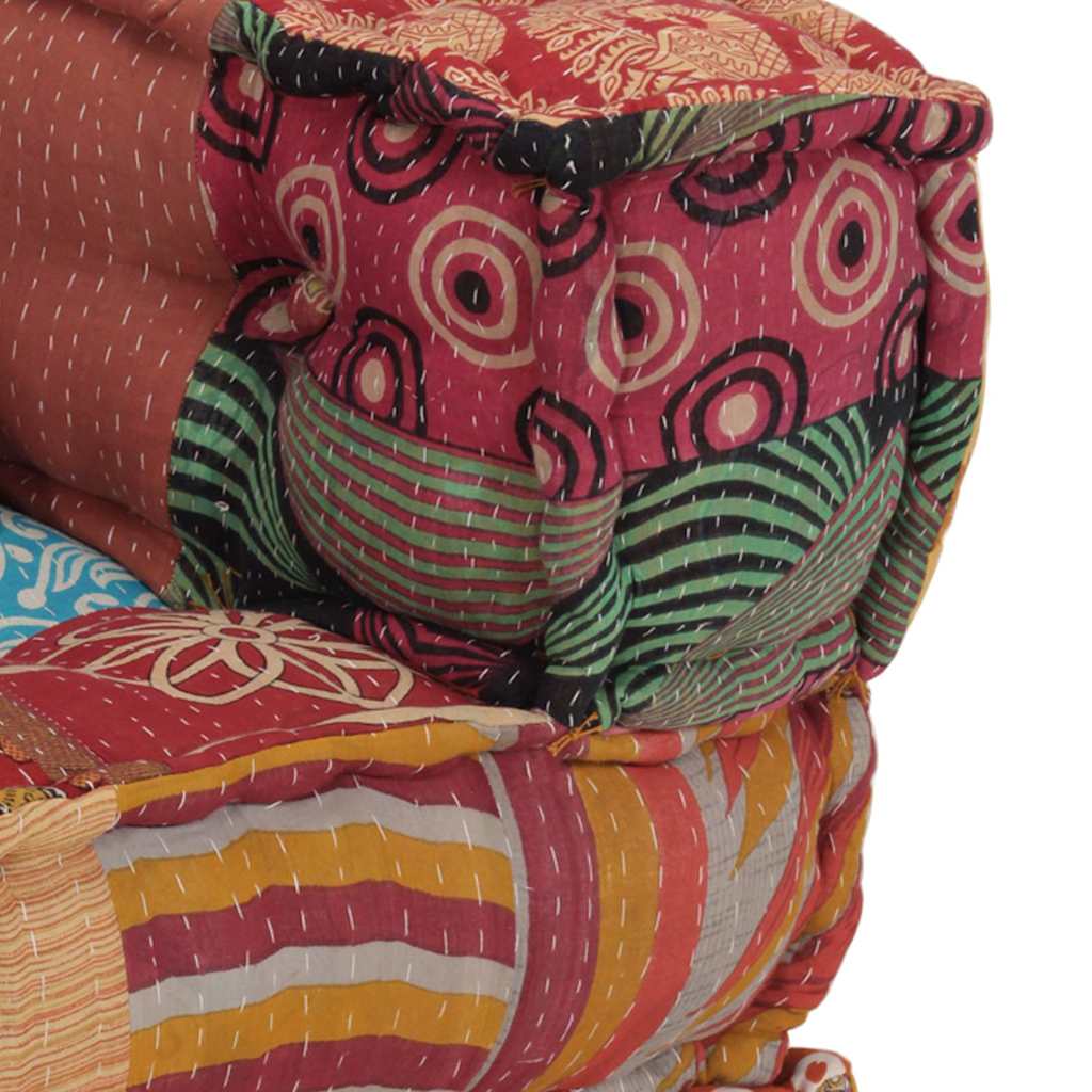 Poef modulair met kussen patchwork stof is nu te koop bij PeponiXL, paradijselijk wonen!