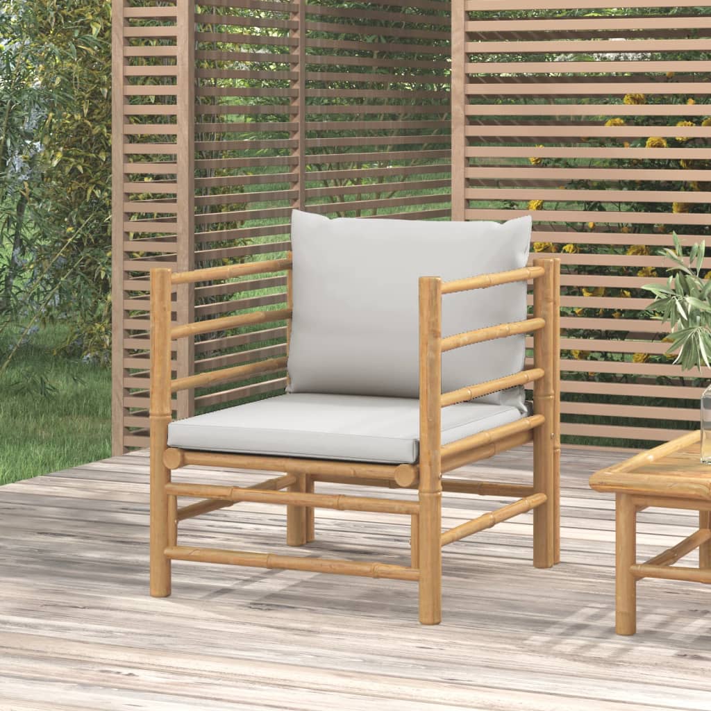 Tuinbank met lichtgrijze kussens bamboe is nu te koop bij PeponiXL, paradijselijk wonen!