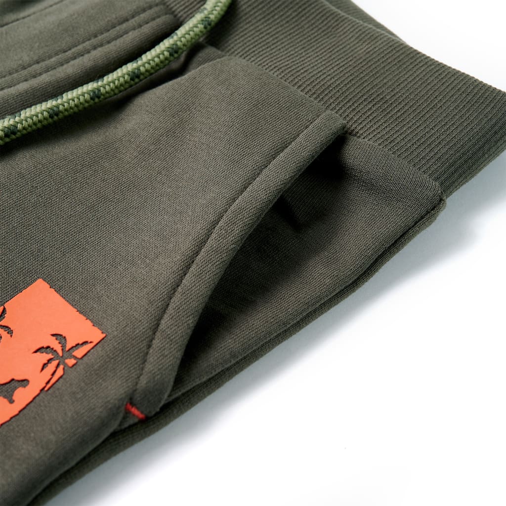 Kindershorts met trekkoord 128 donkerkaki is nu te koop bij PeponiXL, paradijselijk wonen!