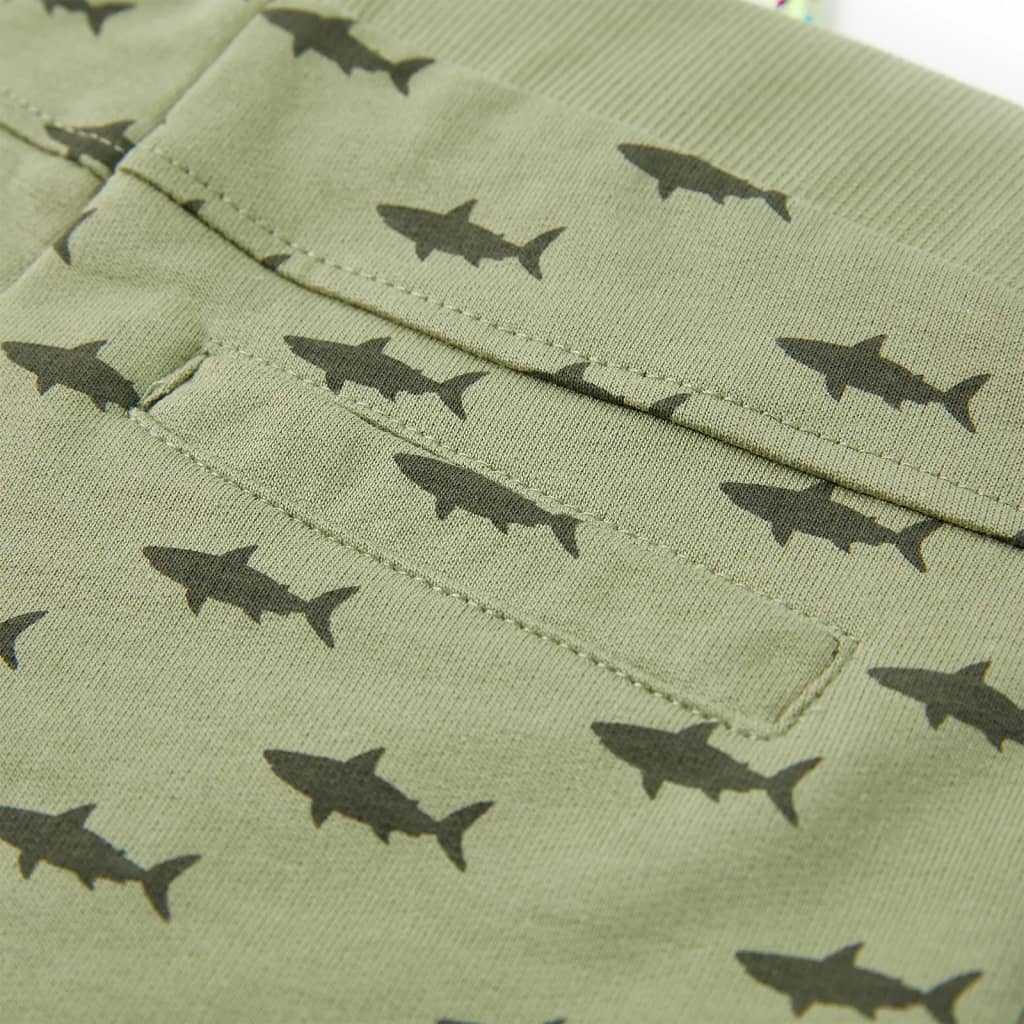 Kindershorts met trekkoord 116 lichtkaki is nu te koop bij PeponiXL, paradijselijk wonen!