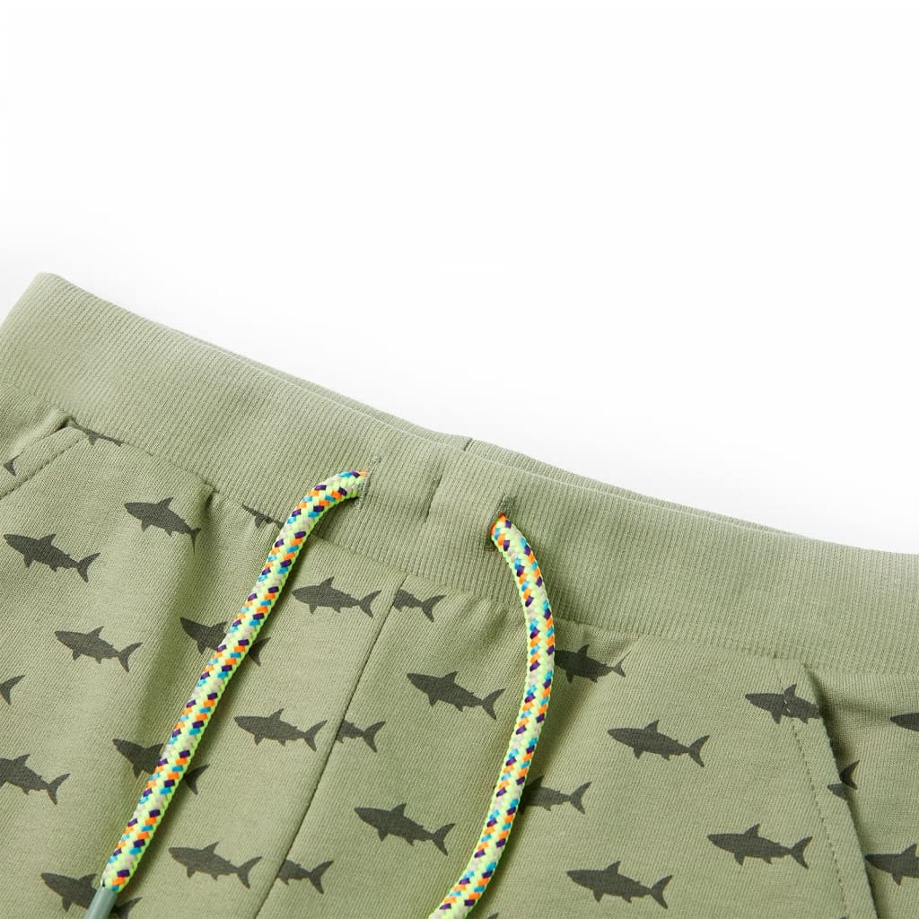 Kindershorts met trekkoord 128 lichtkaki is nu te koop bij PeponiXL, paradijselijk wonen!