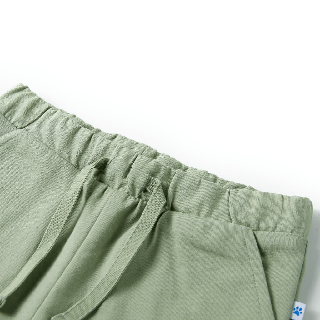 Kindershorts met trekkoord 92 lichtkaki is nu te koop bij PeponiXL, paradijselijk wonen!