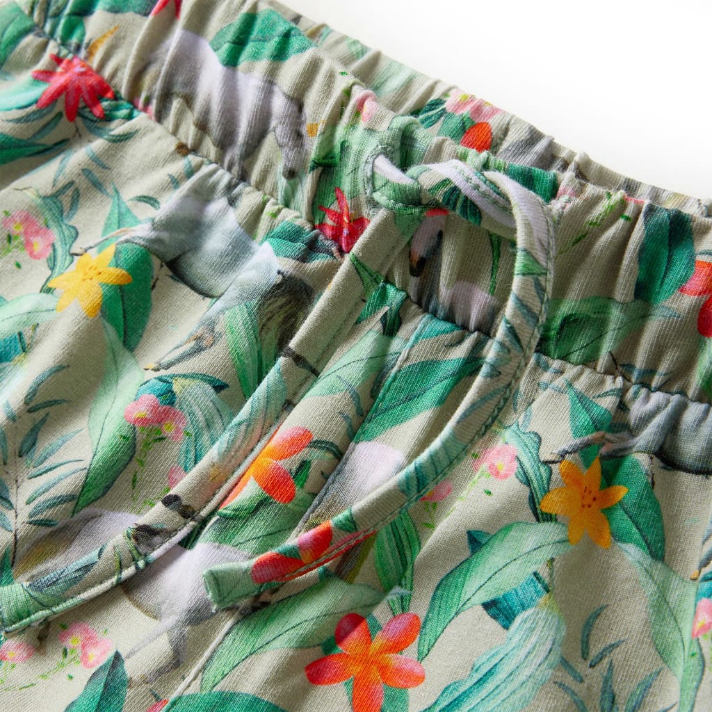 Kindershorts met trekkoord 116 lichtkaki is nu te koop bij PeponiXL, paradijselijk wonen!