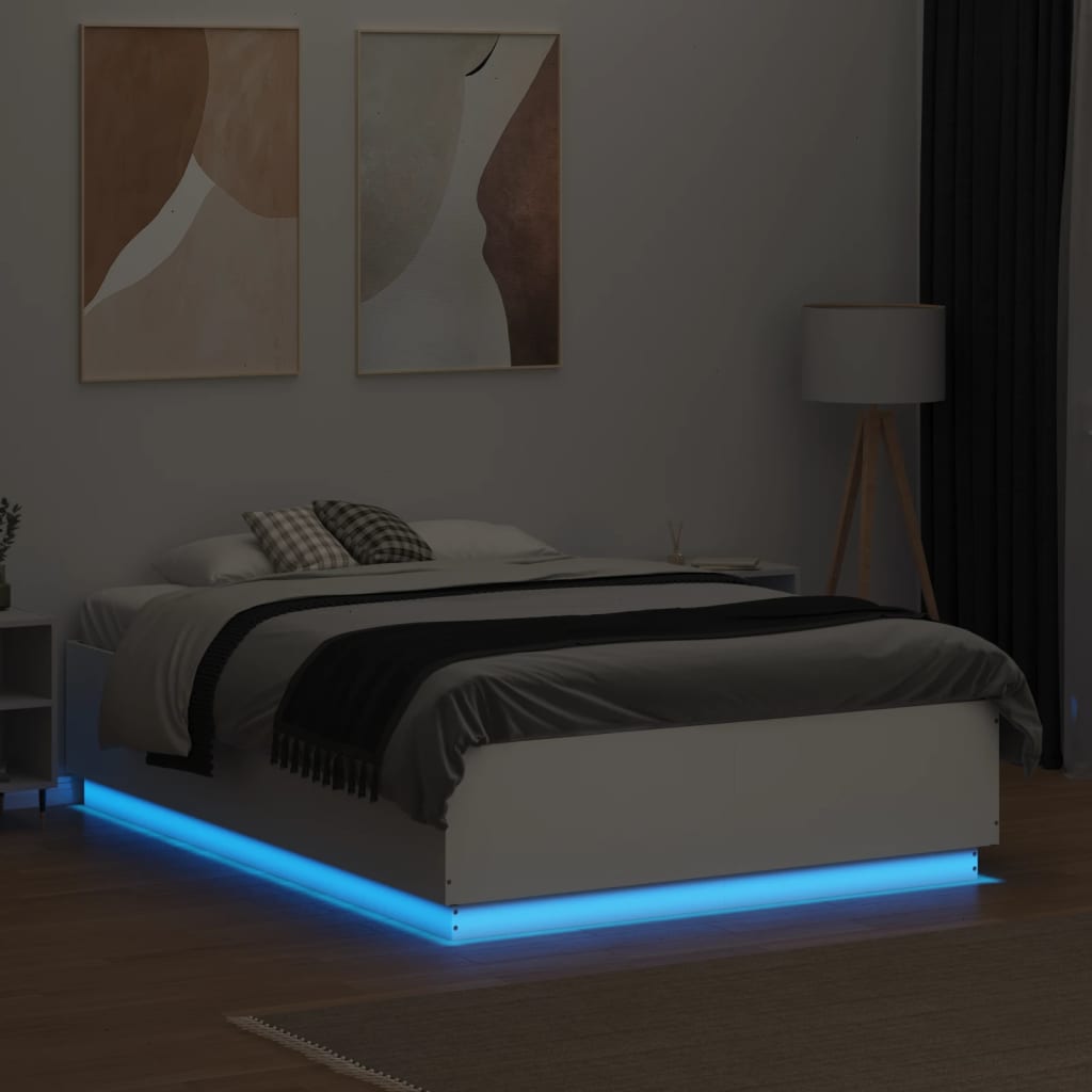 Bedframe met LED-verlichting bewerkt hout wit 135x190 cm is nu te koop bij PeponiXL, paradijselijk wonen!