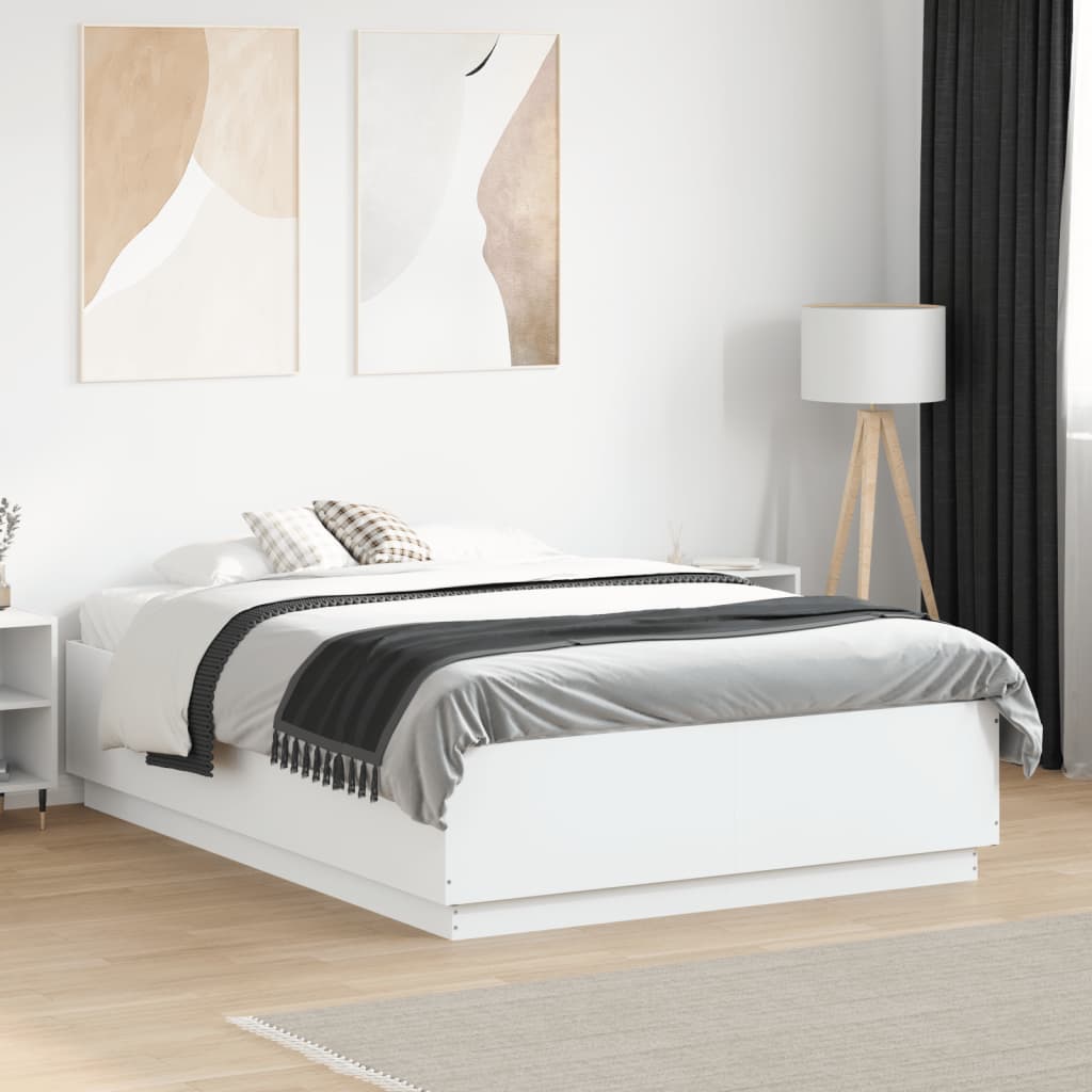 Bedframe met LED-verlichting bewerkt hout wit 135x190 cm is nu te koop bij PeponiXL, paradijselijk wonen!