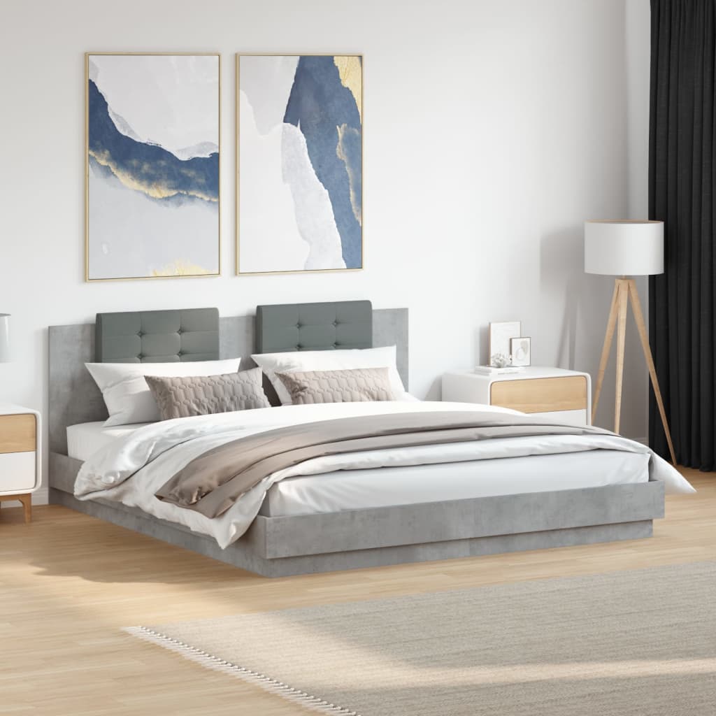 Bedframe met hoofdbord en LED-verlichting betongrijs 180x200 cm is nu te koop bij PeponiXL, paradijselijk wonen!