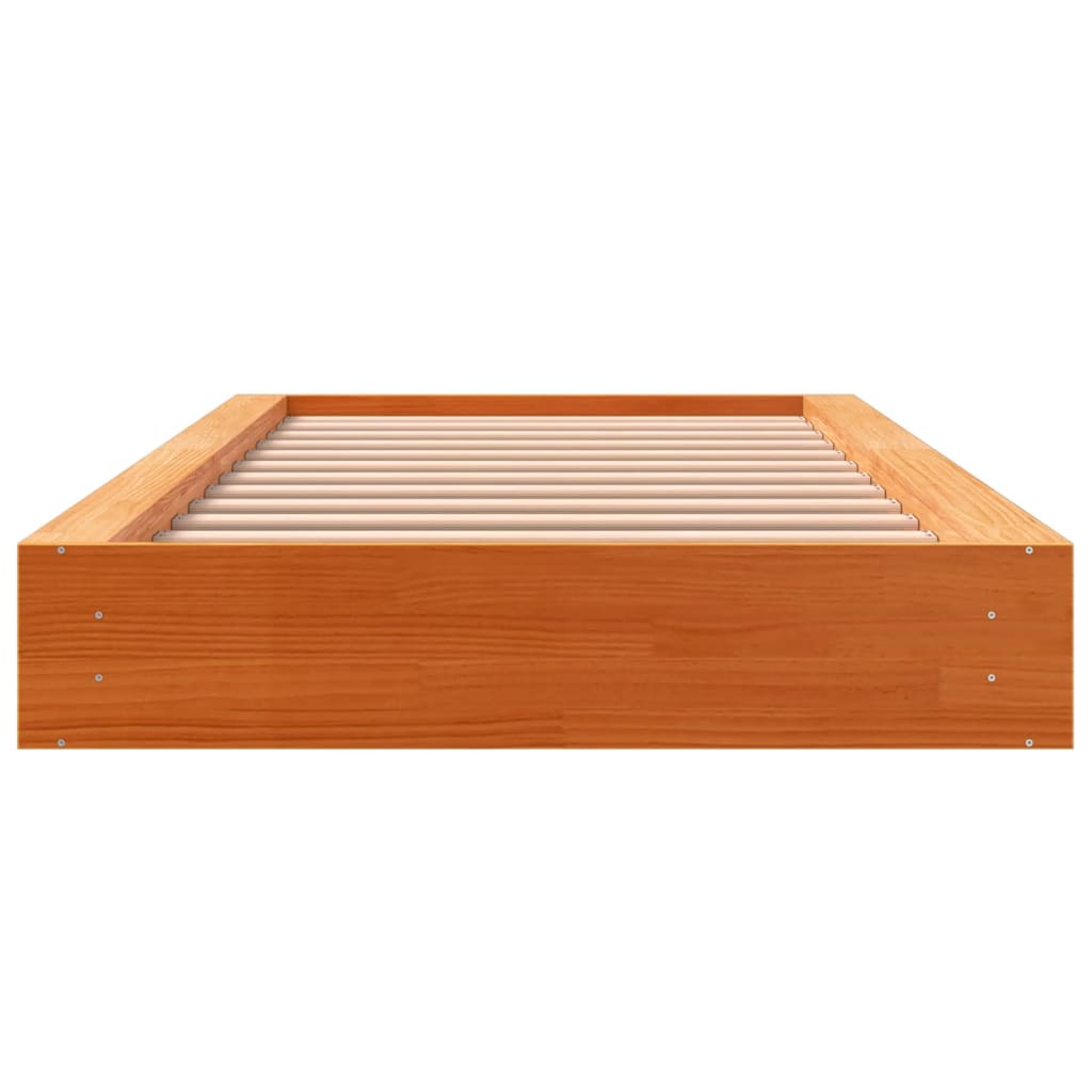 Bedframe zonder matras massief grenenhout wasbruin 90x200 cm