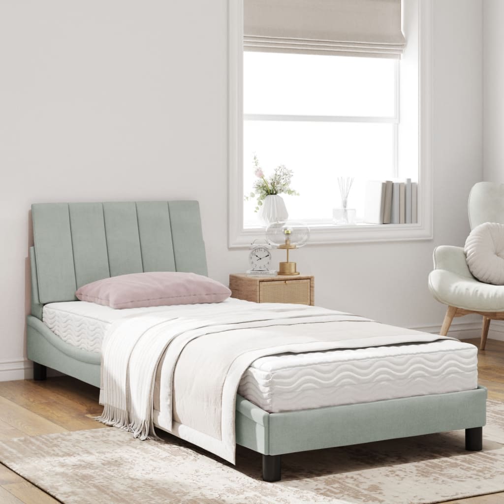 Bed met matras "Hanko" fluweel lichtgrijs 90x200 cm is nu te koop bij PeponiXL, paradijselijk wonen!