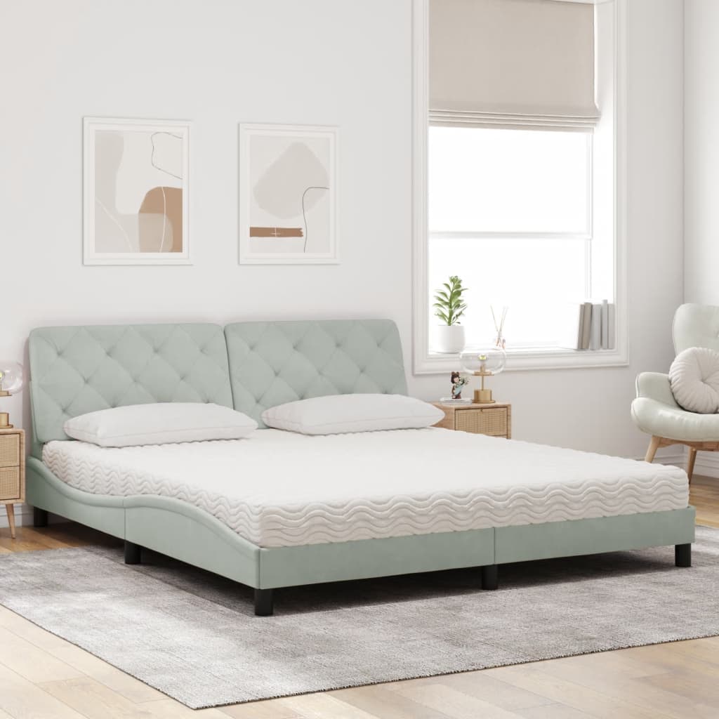 Bed met matras fluweel lichtgrijs 180x200 cm is nu te koop bij PeponiXL, paradijselijk wonen!