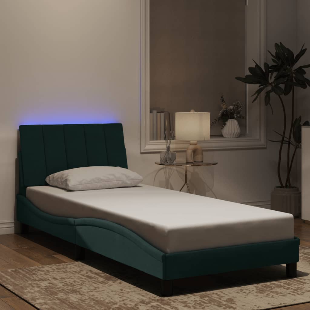 Bedframe met LED zonder matras "Hanko" fluweel donkergroen 90x200 cm is nu te koop bij PeponiXL, paradijselijk wonen!