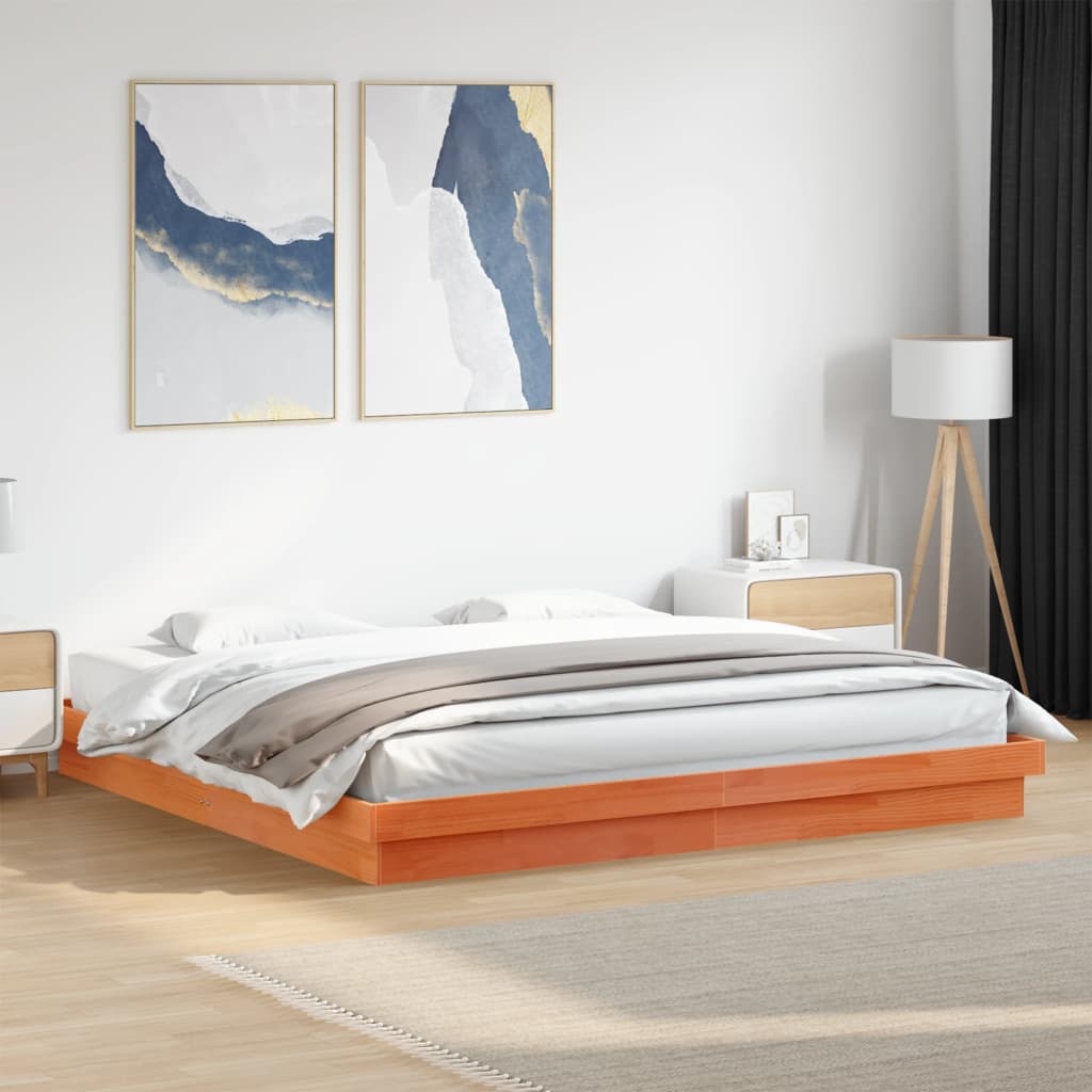 Bedframe met LED massief grenenhout wasbruin 200x200 cm is nu te koop bij PeponiXL, paradijselijk wonen!