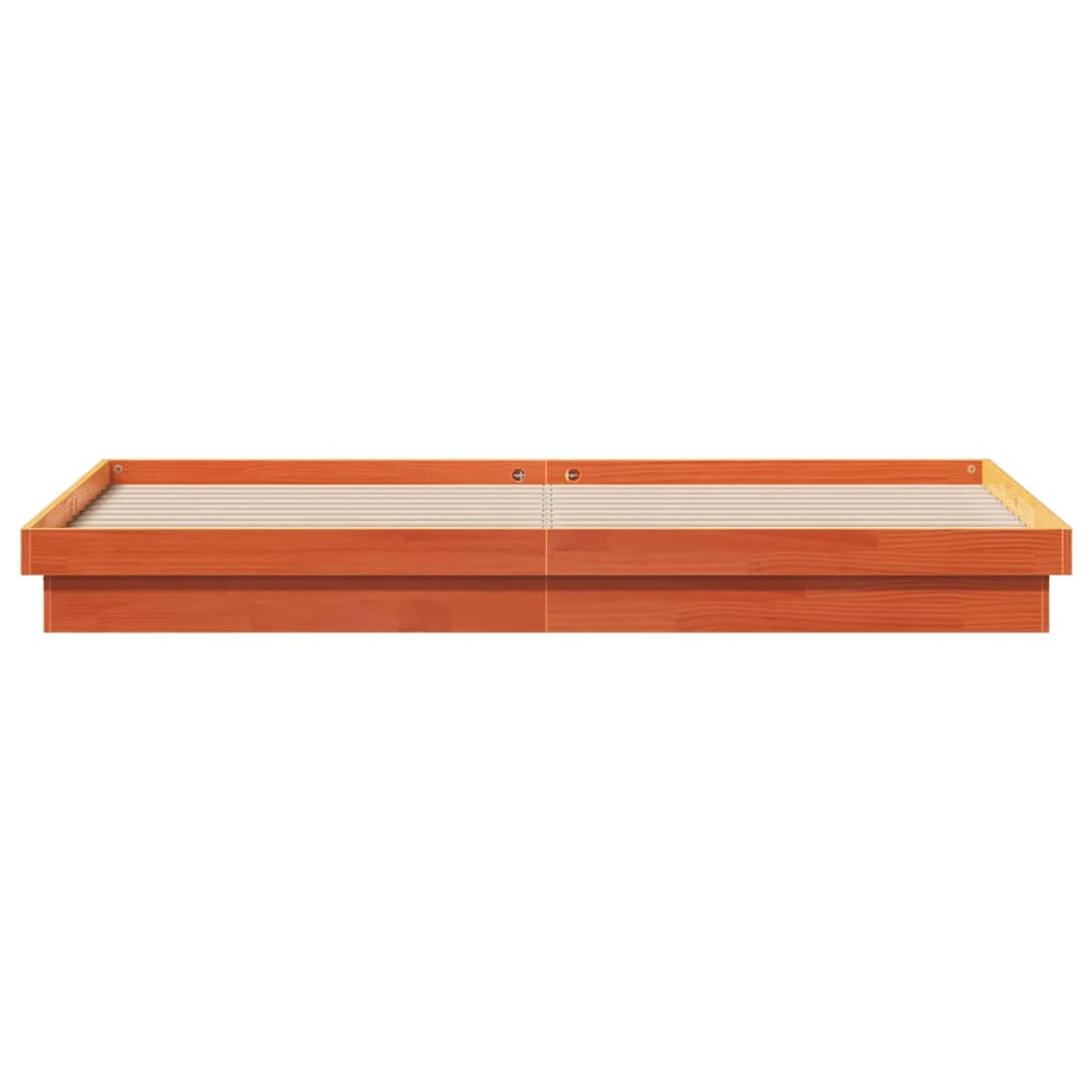 Bedframe met LED massief grenenhout wasbruin 200x200 cm is nu te koop bij PeponiXL, paradijselijk wonen!