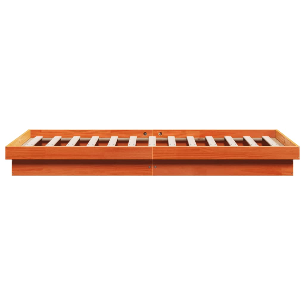 Bedframe met LED massief grenenhout wasbruin 200x200 cm is nu te koop bij PeponiXL, paradijselijk wonen!