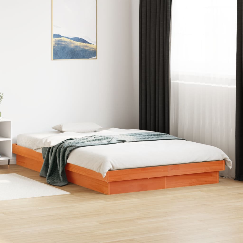 Bedframe met LED massief grenenhout wasbruin 120x190 cm is nu te koop bij PeponiXL, paradijselijk wonen!