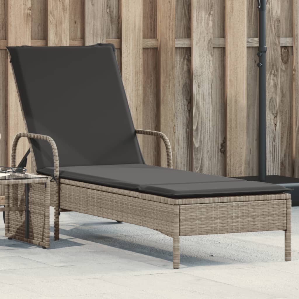 Ligbed met wielen en kussens poly rattan lichtgrijs is nu te koop bij PeponiXL, paradijselijk wonen!
