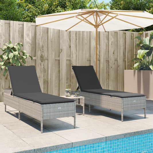 Ligstoelen 2 st met kussen poly rattan lichtgrijs is nu te koop bij PeponiXL, paradijselijk wonen!