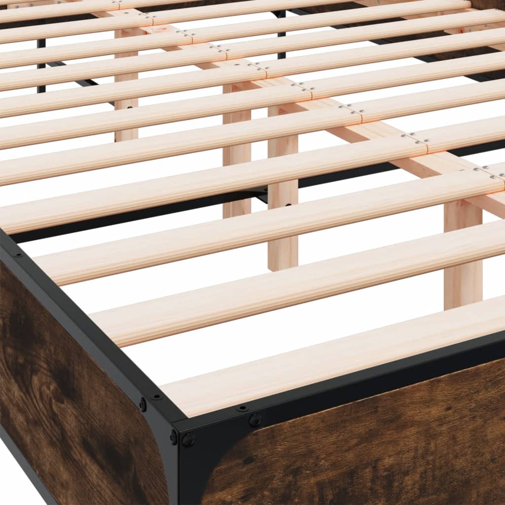 Bedframe bewerkt hout metaal gerookt eikenkleurig 150x200 cm is nu te koop bij PeponiXL, paradijselijk wonen!