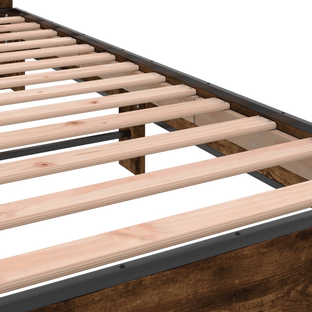 Bedframe bewerkt hout metaal gerookt eikenkleurig 140x200 cm is nu te koop bij PeponiXL, paradijselijk wonen!