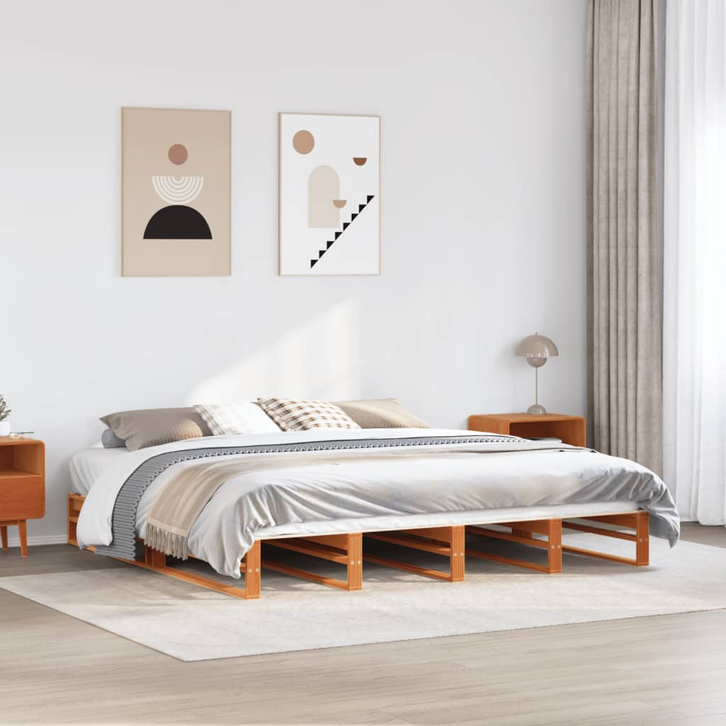 Bedframe zonder matras massief grenenhout wasbruin 200x200 cm is nu te koop bij PeponiXL, paradijselijk wonen!