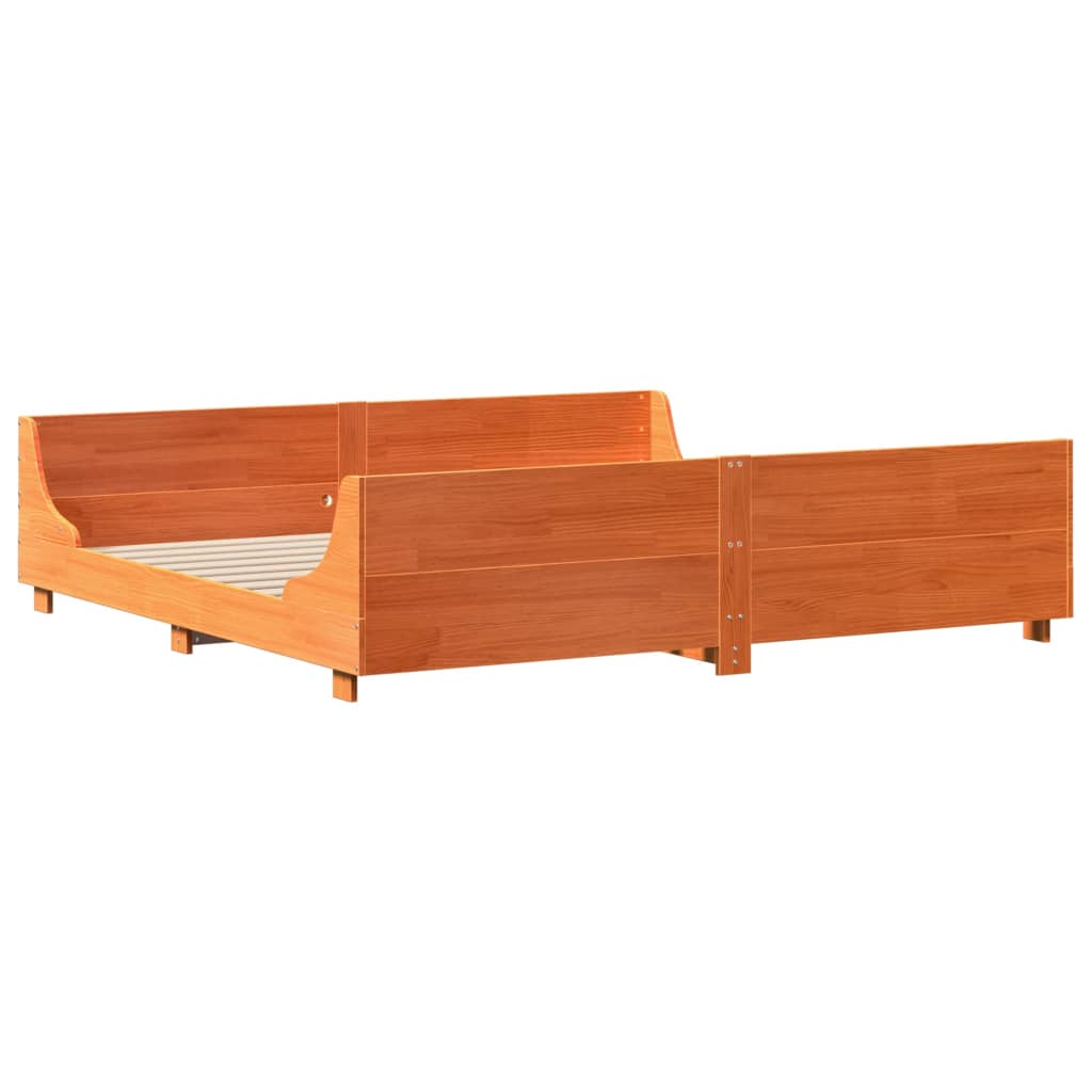 Bedframe zonder matras massief grenenhout wasbruin 200x200 cm is nu te koop bij PeponiXL, paradijselijk wonen!