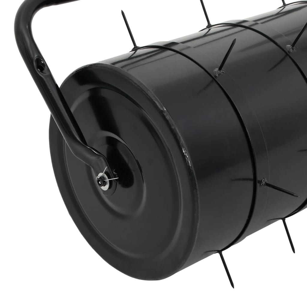 Gazonroller trekbaar met beluchtingsklemmen 63 L ijzer en staal zwart is nu te koop bij PeponiXL, paradijselijk wonen!