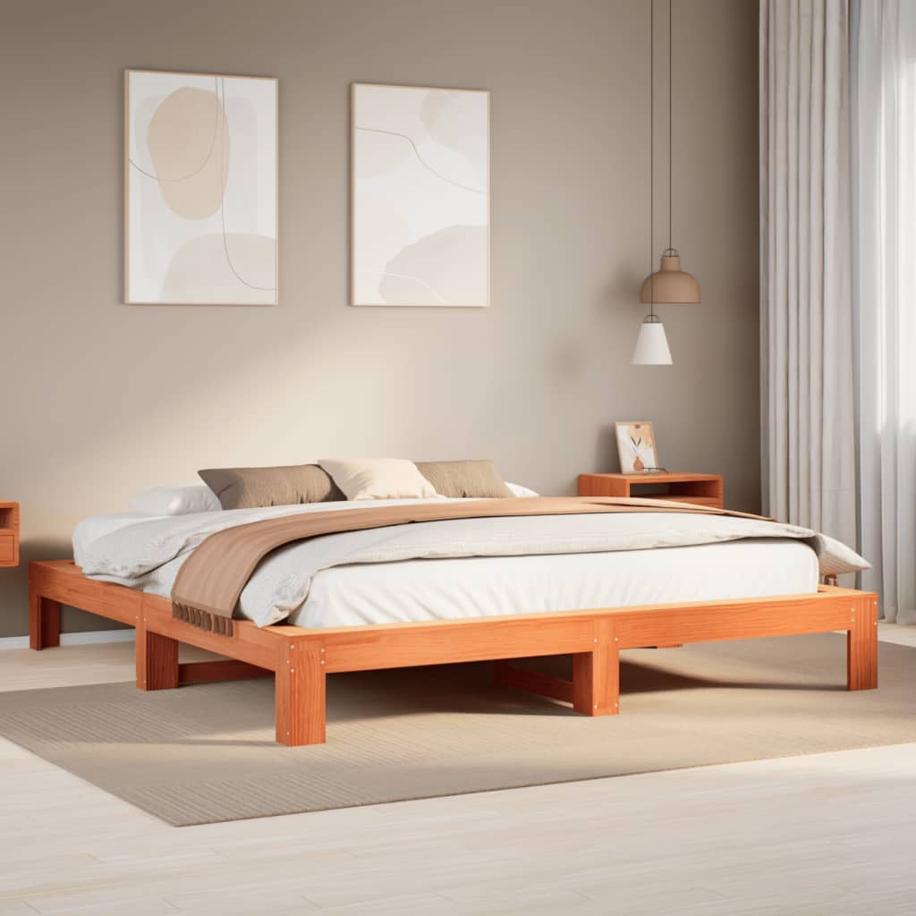 Bedframe zonder matras massief grenenhout wasbruin 200x200 cm is nu te koop bij PeponiXL, paradijselijk wonen!
