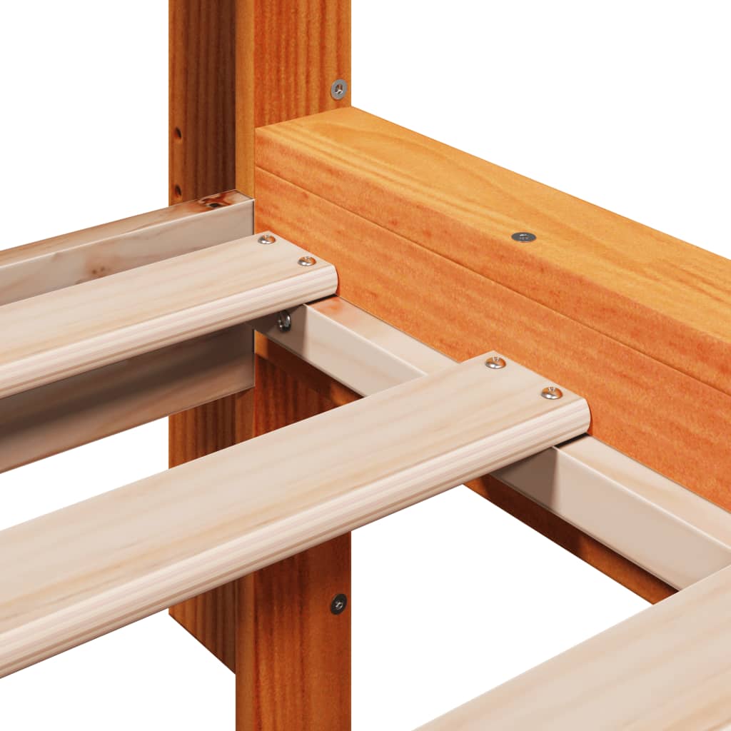 Bedframe zonder matras massief grenenhout wasbruin 200x200 cm is nu te koop bij PeponiXL, paradijselijk wonen!