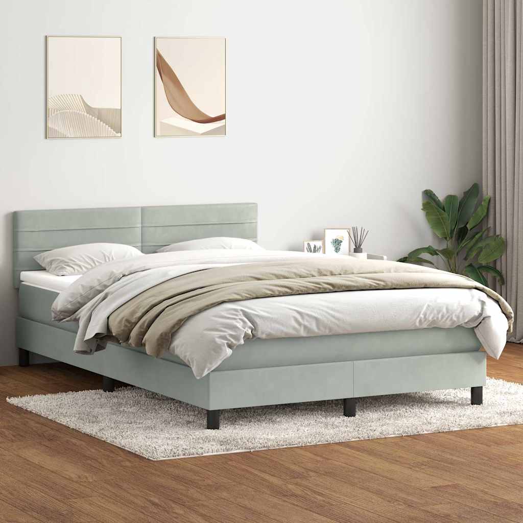 Boxspring met matras en LED fluweel lichtgrijs 140x210 cm