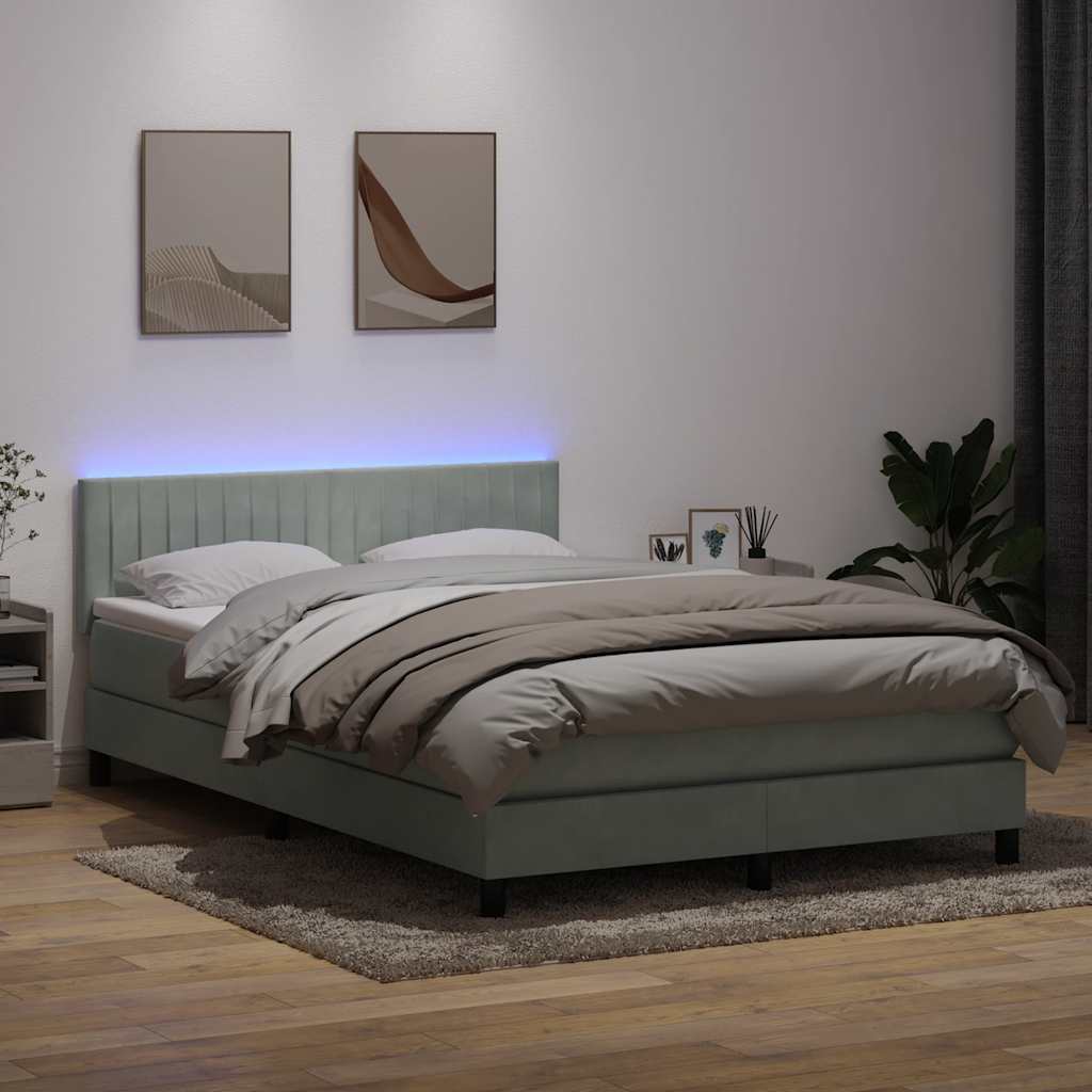Boxspring met matras en LED fluweel lichtgrijs 140x220 cm