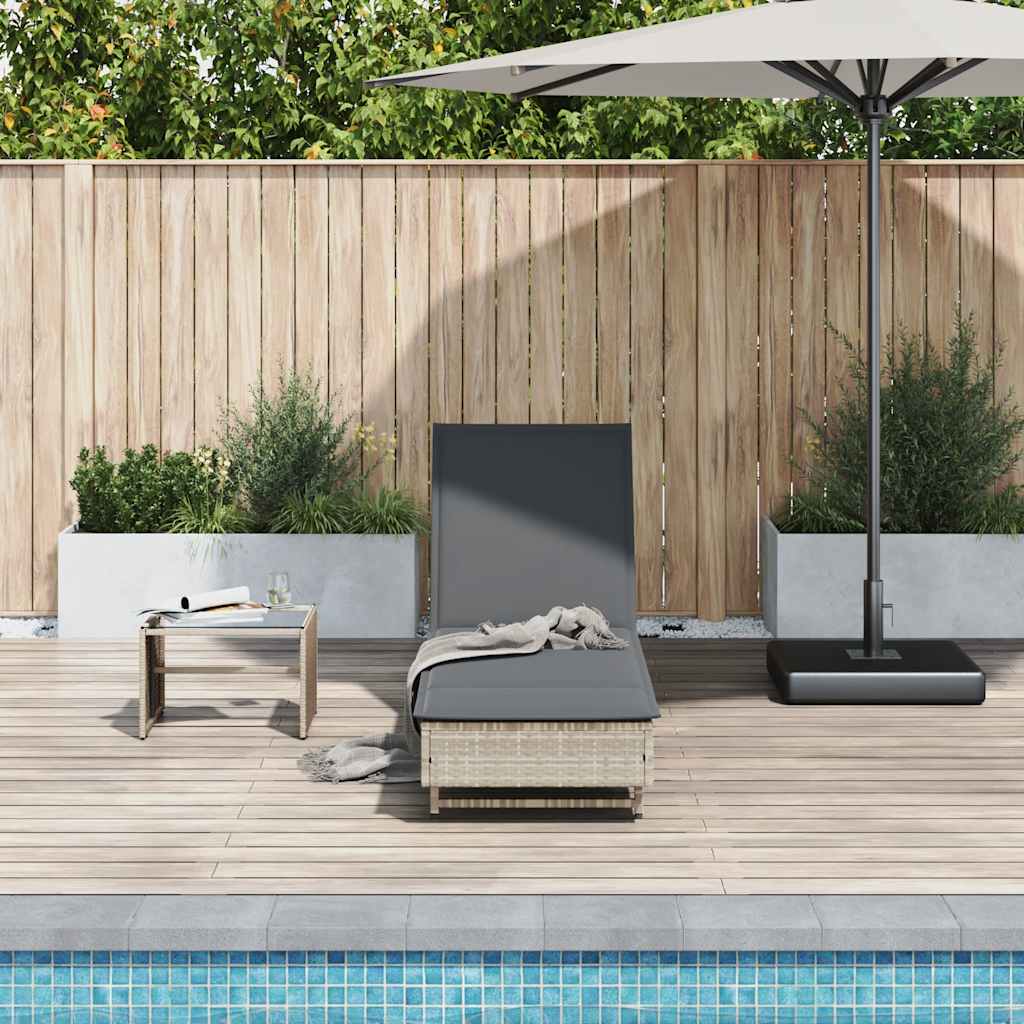 Ligbed met wielen en kussens poly rattan lichtgrijs is nu te koop bij PeponiXL, paradijselijk wonen!
