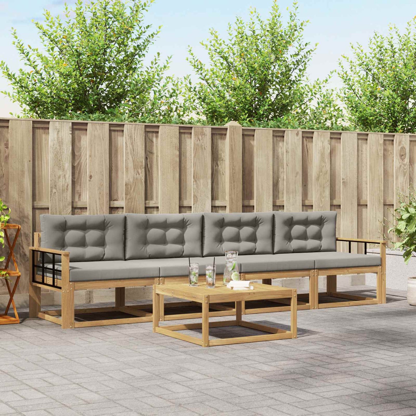 Buiten bankenset met kussen 4 pcs Wit en Lichtgrijs is nu te koop bij PeponiXL, paradijselijk wonen!