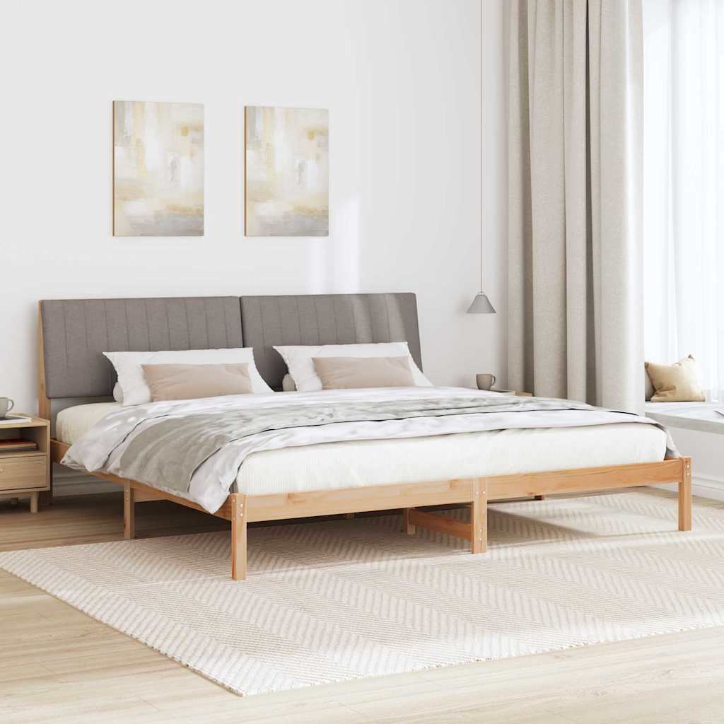 Bedframe met hoofdeinde Bruin 200 x 200 cm Massief grenenhout is nu te koop bij PeponiXL, paradijselijk wonen!