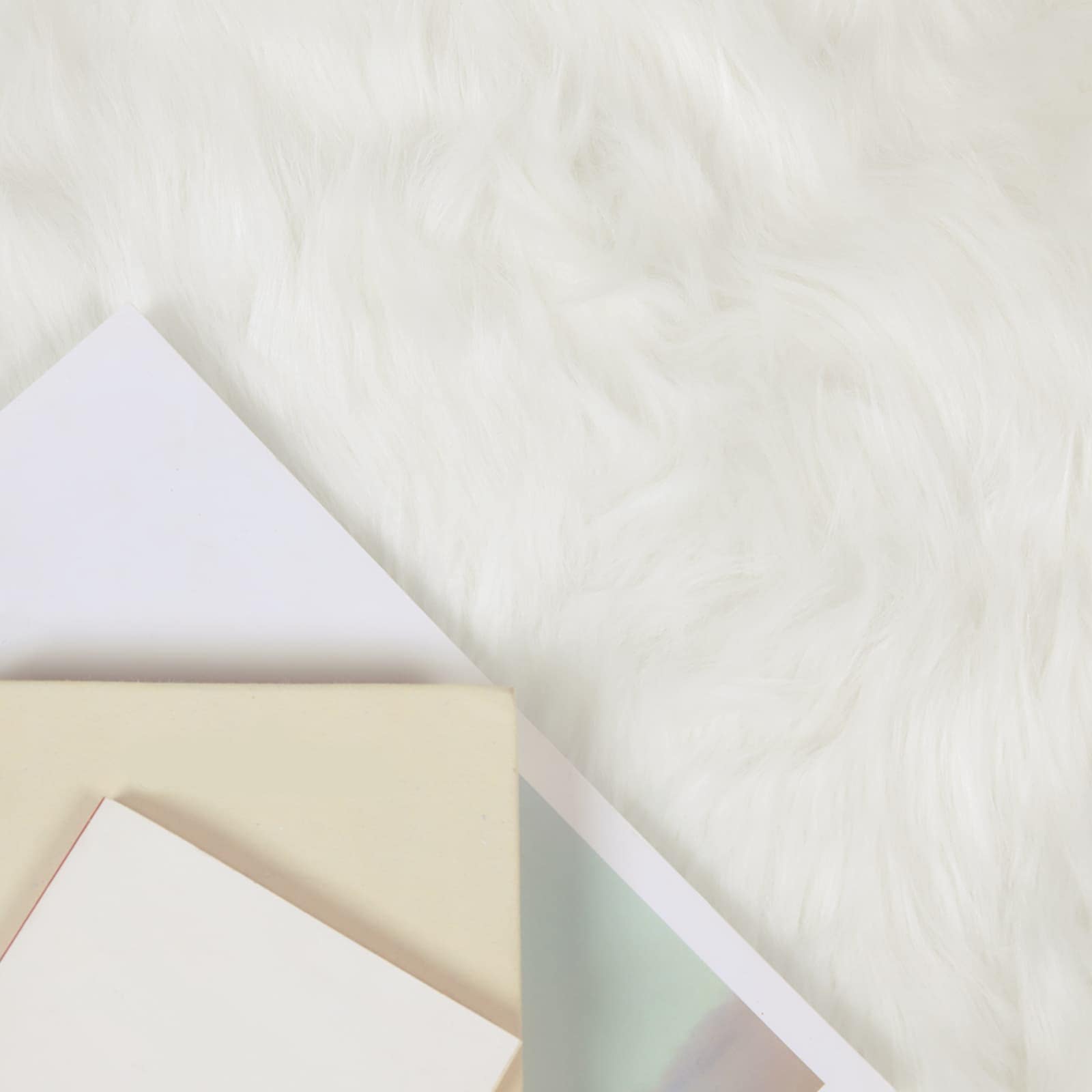 Nep Schapenvacht Tapijt Tafalla Wit 120 x 120 cm Polyester is nu te koop bij PeponiXL, paradijselijk wonen!