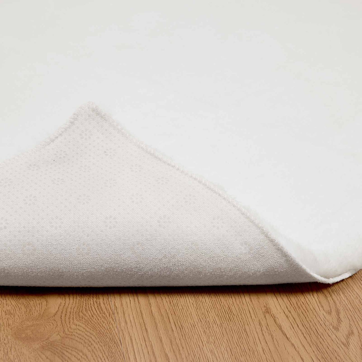 Antislip neplederen konijnenbont vloerkleed Olite Wit Polyester is nu te koop bij PeponiXL, paradijselijk wonen!