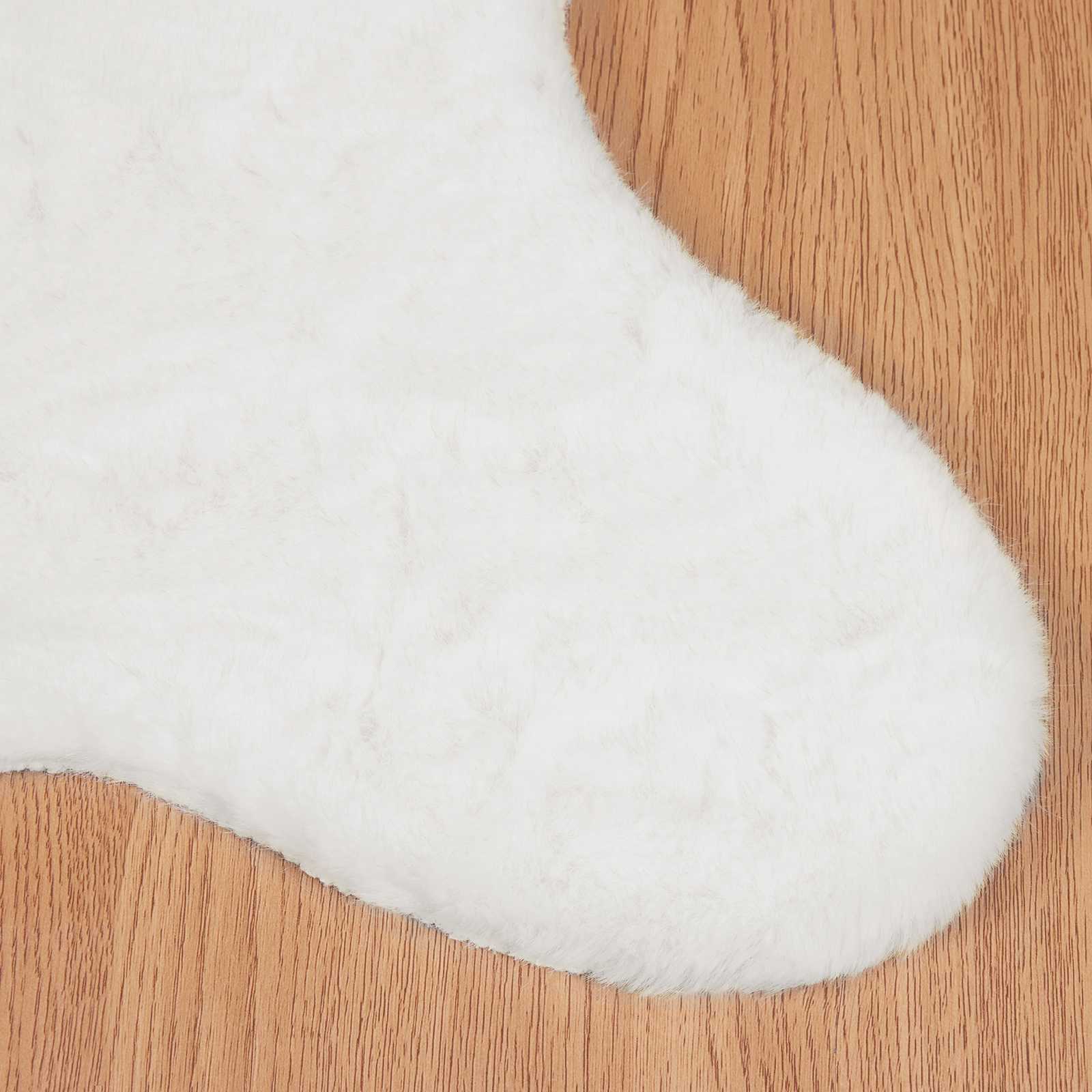 Antislip vloerkleed van imitatie konijnenbont OLITE Wit is nu te koop bij PeponiXL, paradijselijk wonen!