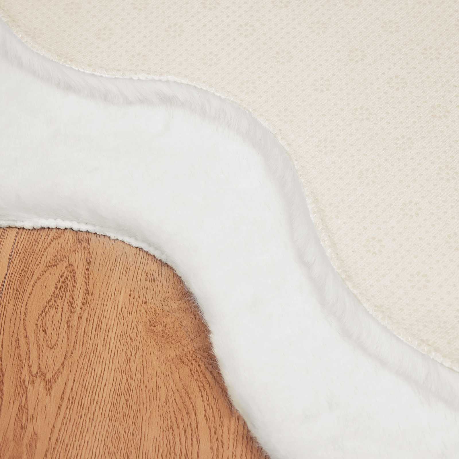 Antislip vloerkleed van imitatie konijnenbont OLITE Wit is nu te koop bij PeponiXL, paradijselijk wonen!