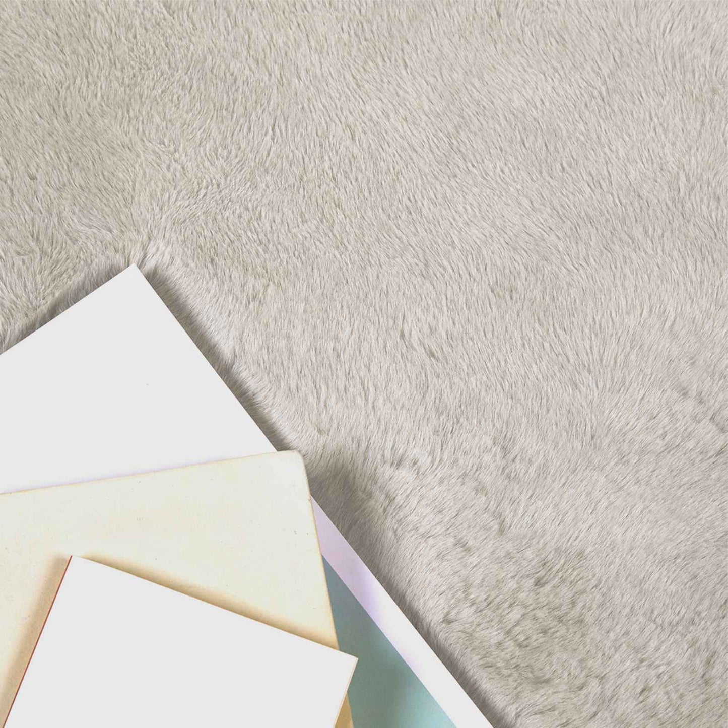 Antislip vloerkleed van imitatie konijnenbont OLITE Beige is nu te koop bij PeponiXL, paradijselijk wonen!