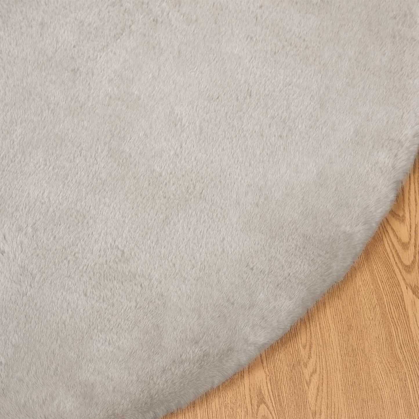 Antislip vloerkleed van imitatie konijnenbont OLITE Beige is nu te koop bij PeponiXL, paradijselijk wonen!