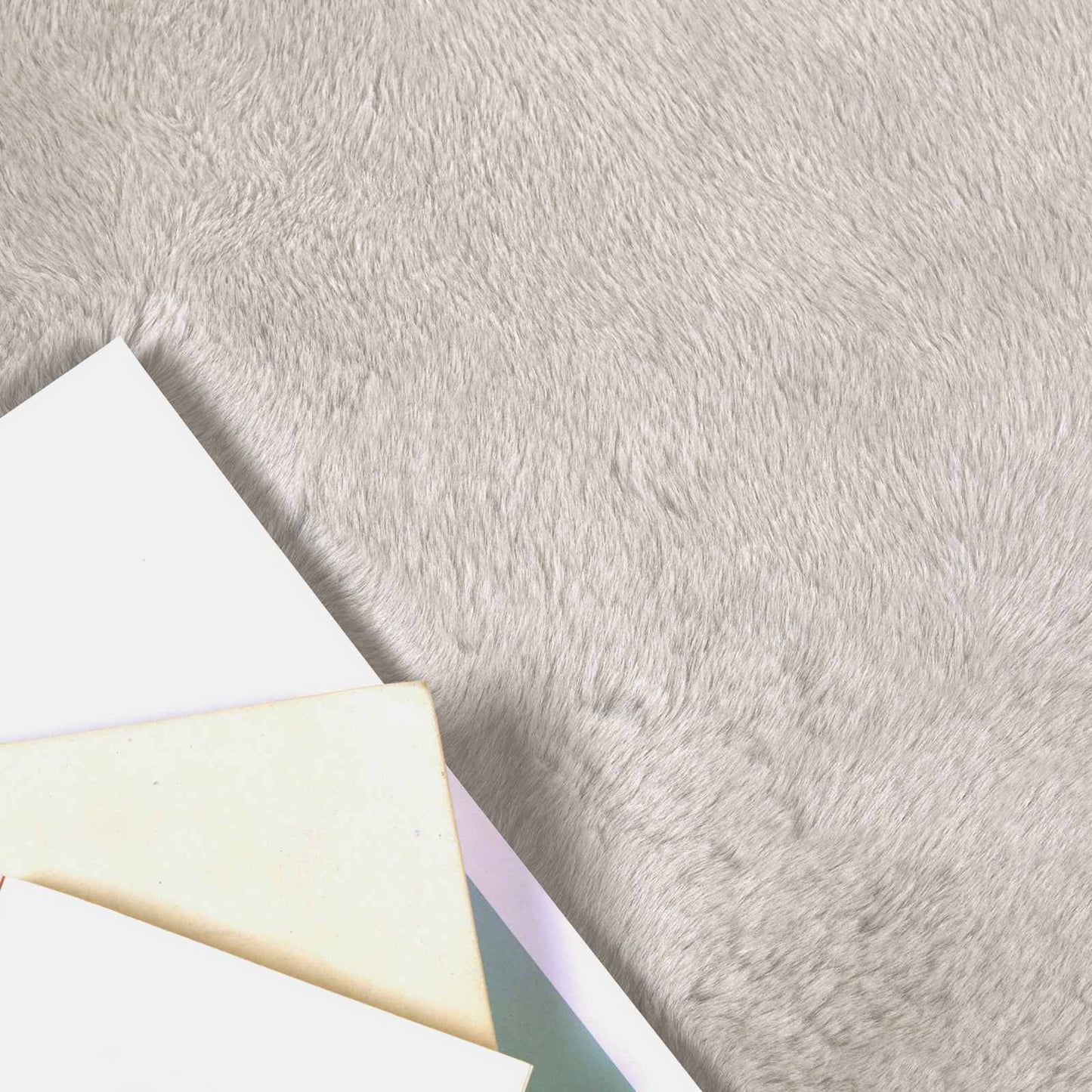 Antislip vloerkleed van imitatie konijnenbont OLITE Beige is nu te koop bij PeponiXL, paradijselijk wonen!
