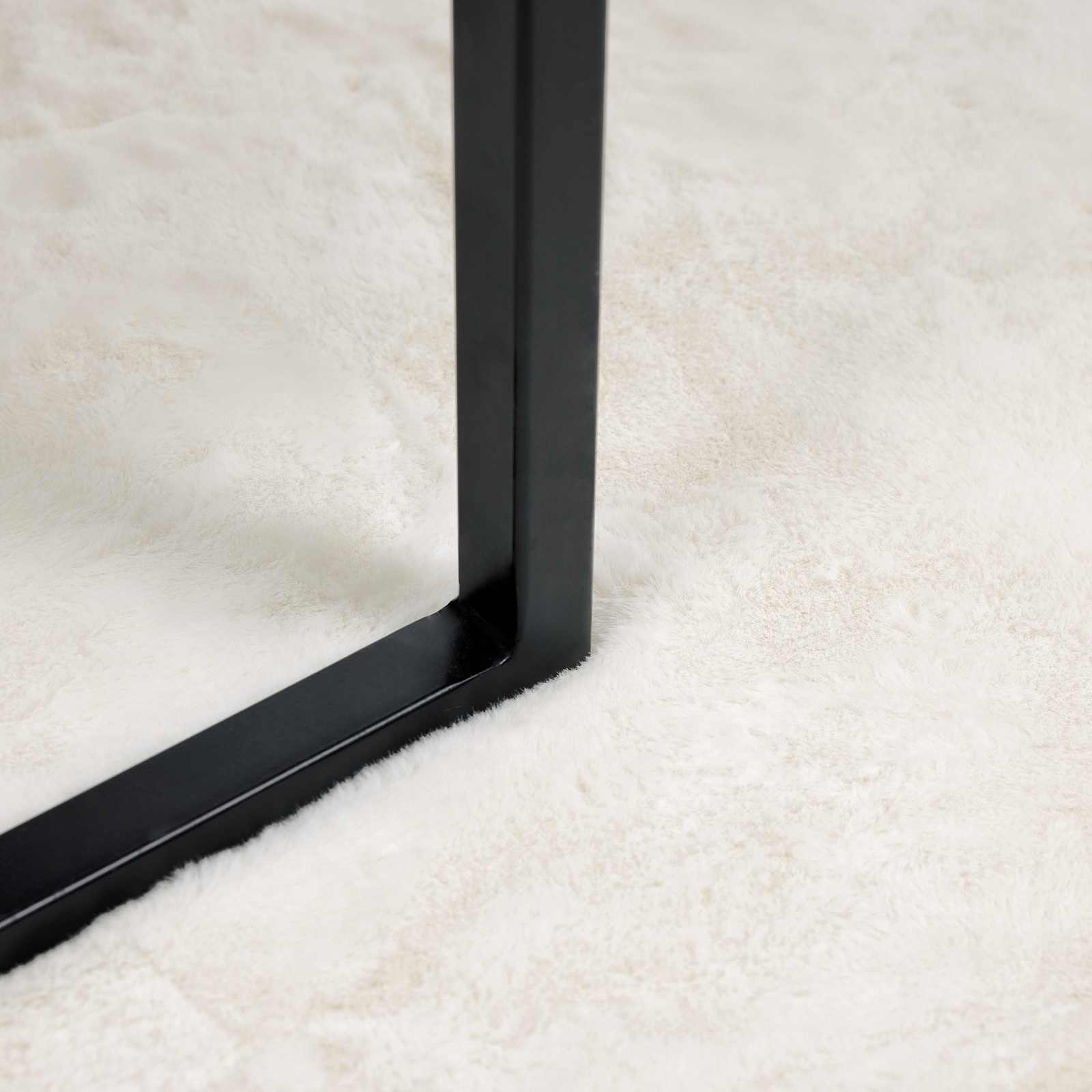 Antislip neplederen konijnenbont vloerkleed Olite Crème is nu te koop bij PeponiXL, paradijselijk wonen!