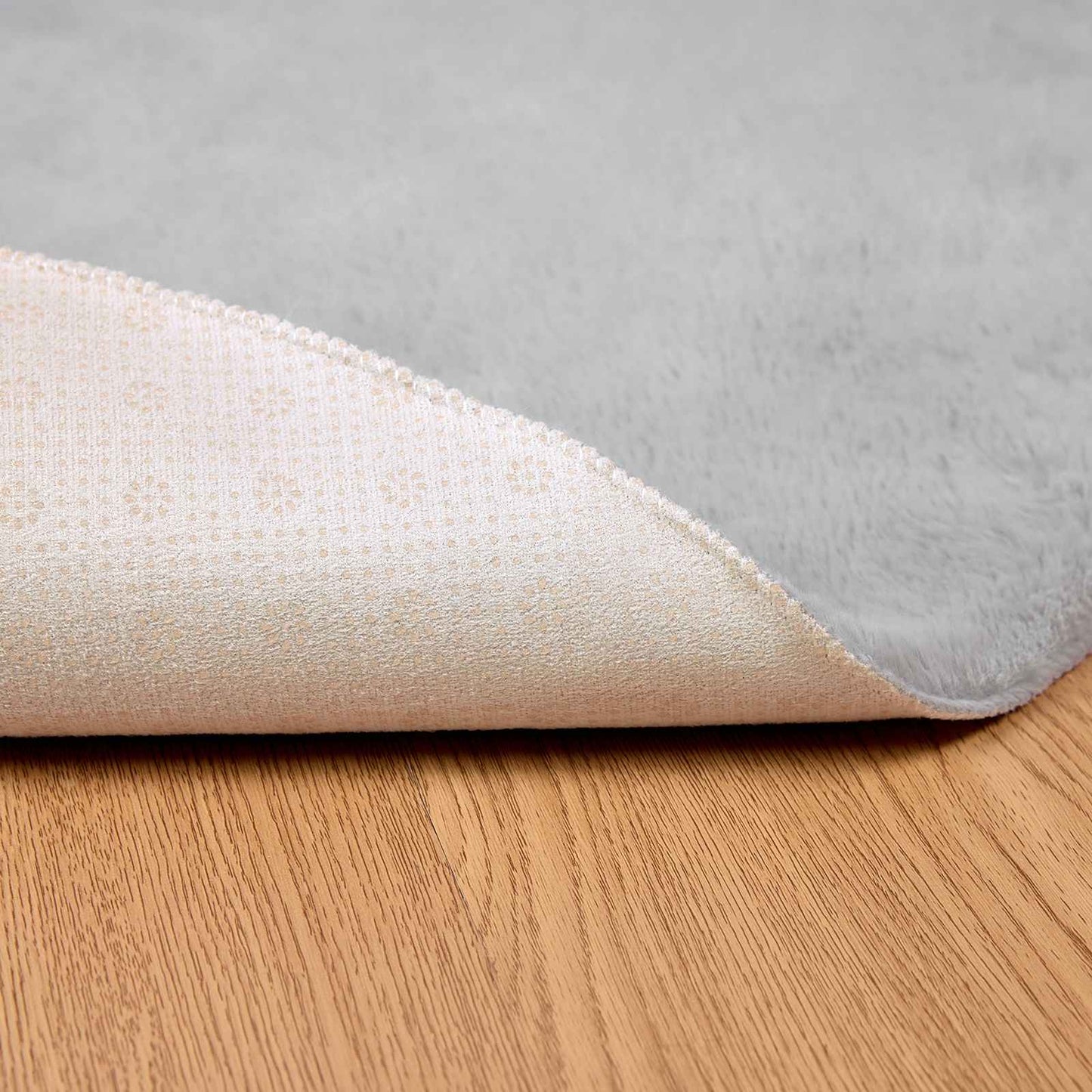 Antislip vloerkleed van imitatie konijnenbont OLITE Grijs is nu te koop bij PeponiXL, paradijselijk wonen!