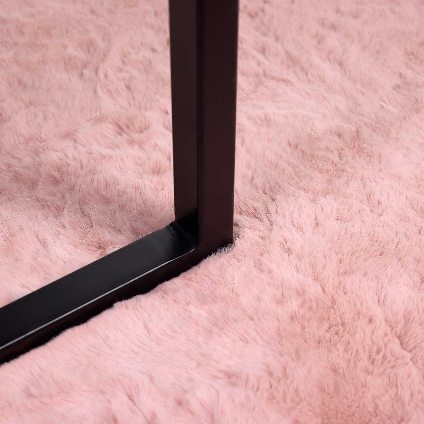 Antislip vloerkleed van imitatie konijnenbont OLITE Roze is nu te koop bij PeponiXL, paradijselijk wonen!