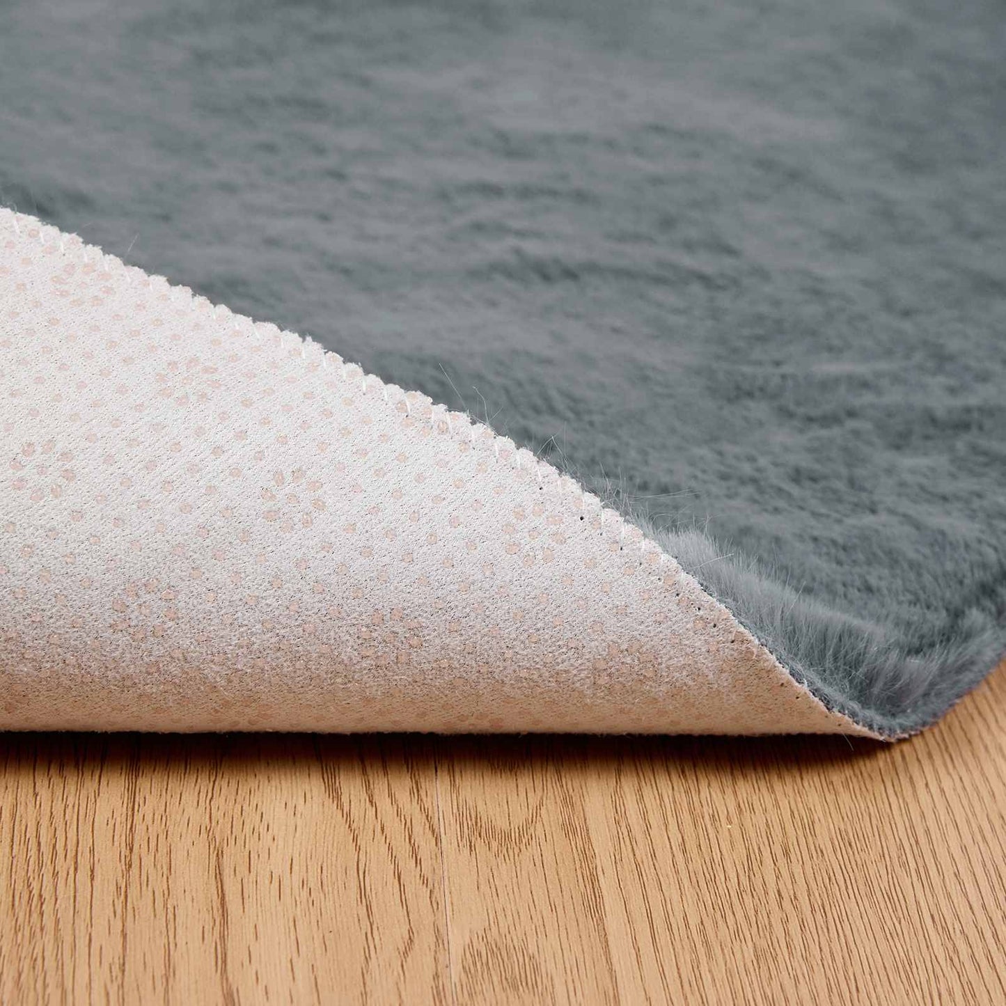 Antislip vloerkleed van imitatie konijnenbont OLITE Ø 80 cm is nu te koop bij PeponiXL, paradijselijk wonen!