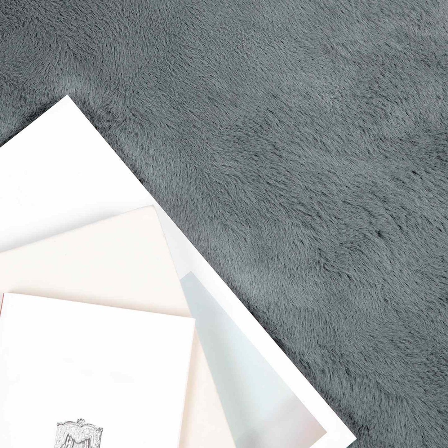 Antislip vloerkleed van imitatie konijnenbont OLITE Ø 200 cm is nu te koop bij PeponiXL, paradijselijk wonen!