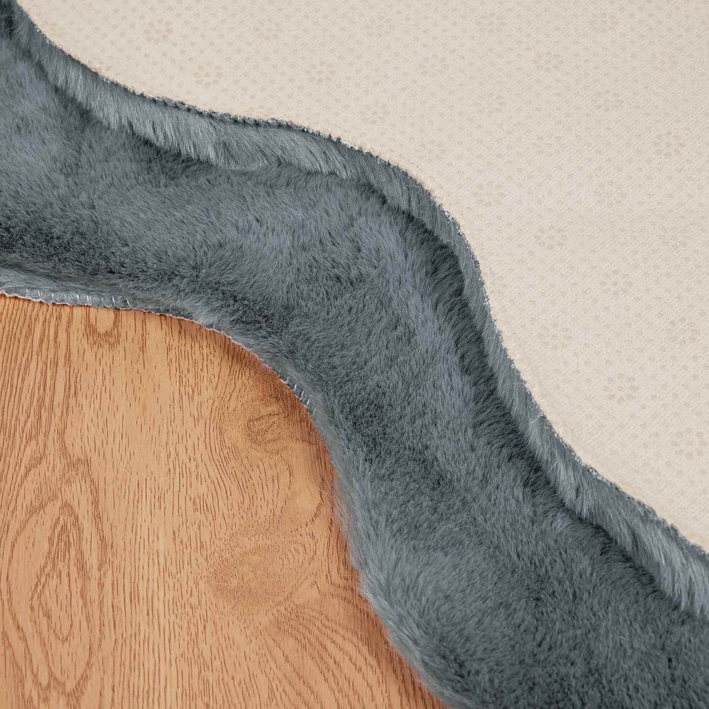 Antislip vloerkleed van imitatie konijnenbont OLITE 60 x 90 cm is nu te koop bij PeponiXL, paradijselijk wonen!