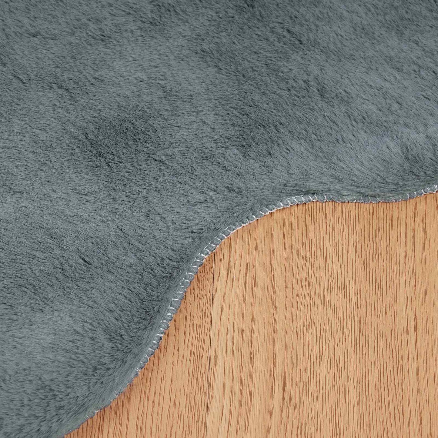 Antislip vloerkleed van imitatie konijnenbont OLITE 60 x 90 cm is nu te koop bij PeponiXL, paradijselijk wonen!